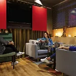 Adagio Bercy Village 4*