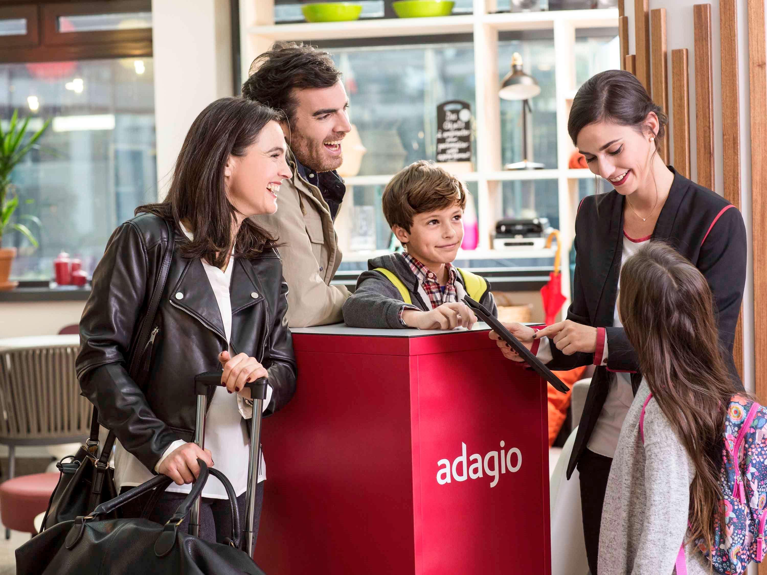 Aparthotel Adagio Bercy Village 4*